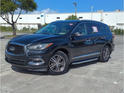 Used 2017 INFINITI QX60 FWD w/ Premium Plus Package