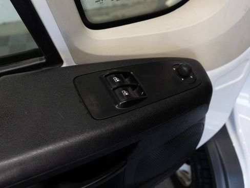 Used 2014 RAM ProMaster 3500 w/ Premium Appearance Group FWD image 18