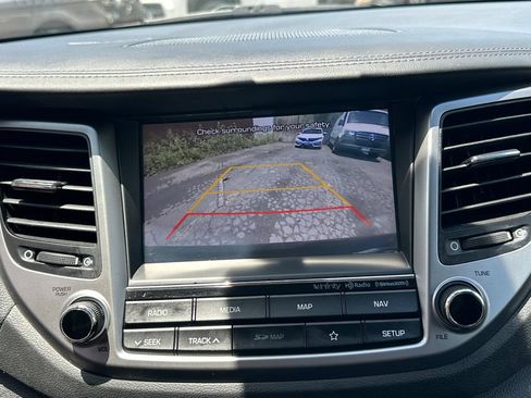 Used 2018 Hyundai Tucson Limited w/ Ultimate Package 02 FWD image 18