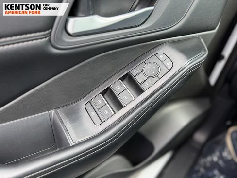 Used 2026 Nissan Rogue SL AWD/4WD image 15