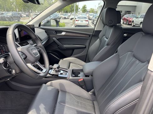 Used 2025 Audi Q5 2.0T Premium AWD/4WD image 16
