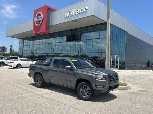 Certified 2025 Nissan Frontier SV w/ SV Convenience Package RWD image 1