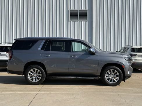 Used 2021 Chevrolet Tahoe Premier RWD image 3