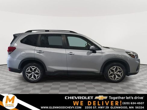 Used 2021 Subaru Forester Premium AWD/4WD image 1