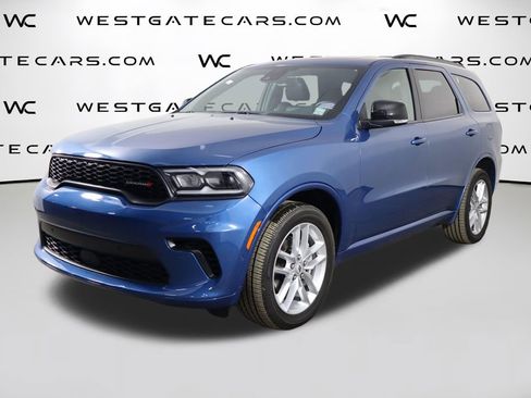 Used 2025 Dodge Durango GT image 1
