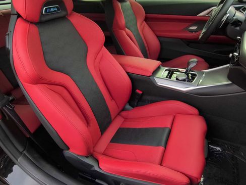 Used 2025 BMW M4 xDrive Competition w/ Executive Package image 21