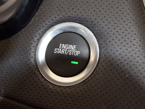 Certified 2024 Cadillac XT5 Premium Luxury image 31