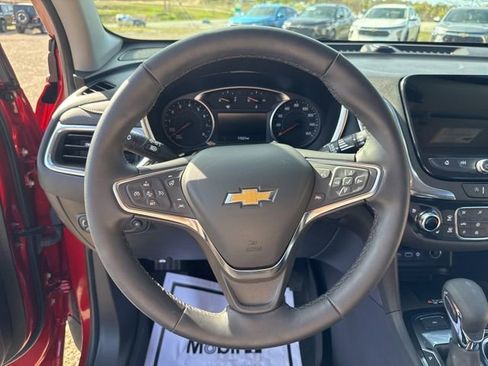 Used 2024 Chevrolet Equinox Premier AWD/4WD image 21