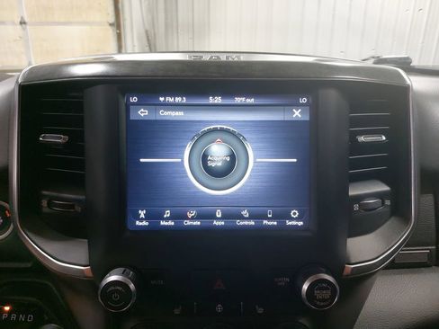 Used 2019 RAM 1500 Big Horn AWD/4WD image 23