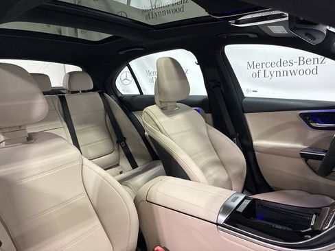 New 2026 Mercedes-Benz C 300 4MATIC Sedan image 21