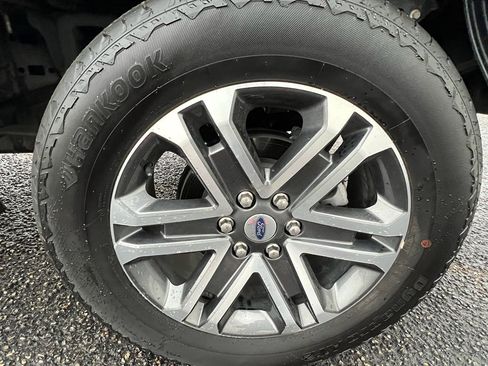 Used 2023 Ford F150 XL w/ STX Appearance Package image 7