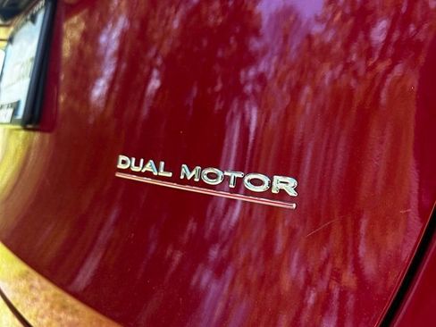 Used 2021 Tesla Model Y Performance image 17