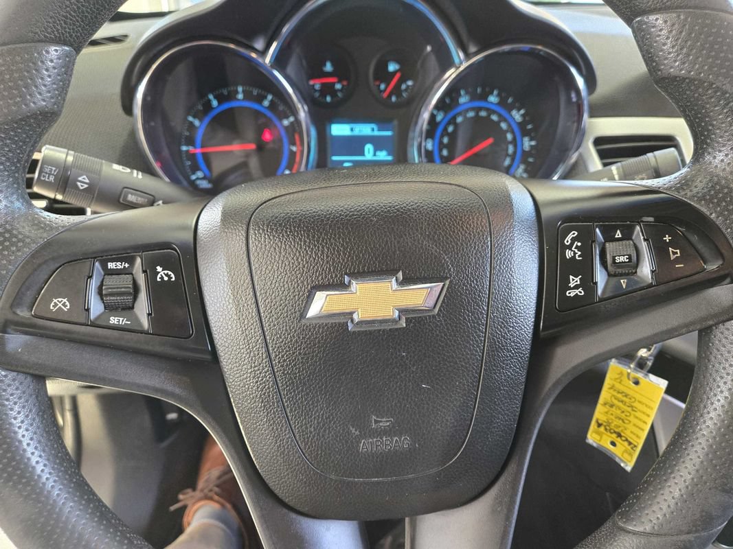 Used 2016 Chevrolet Cruze LT FWD image 14
