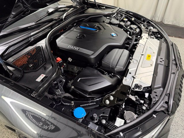 Used 2021 BMW 330e xDrive w/ M Sport Package AWD/4WD image 26
