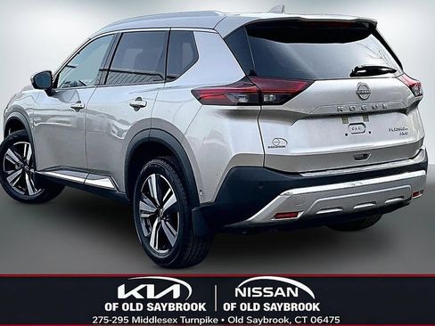 Used 2023 Nissan Rogue Platinum w/ Platinum Premium Package AWD/4WD image 4