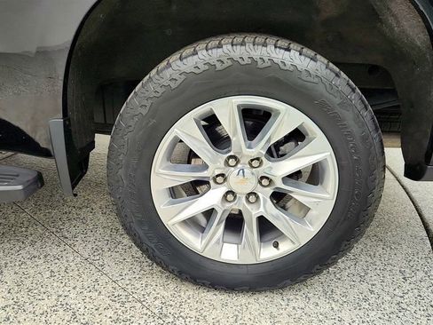 Used 2022 Chevrolet Silverado 1500 LTZ AWD/4WD image 9