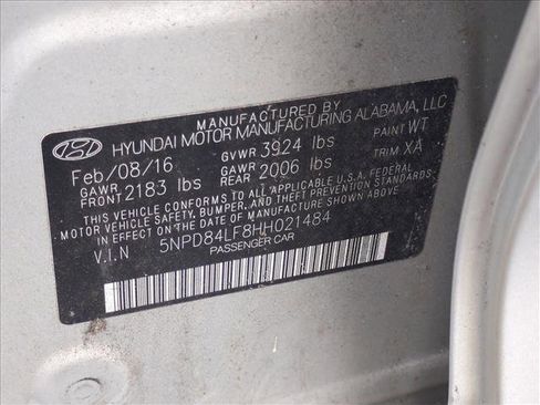 Used 2017 Hyundai Elantra SE image 13