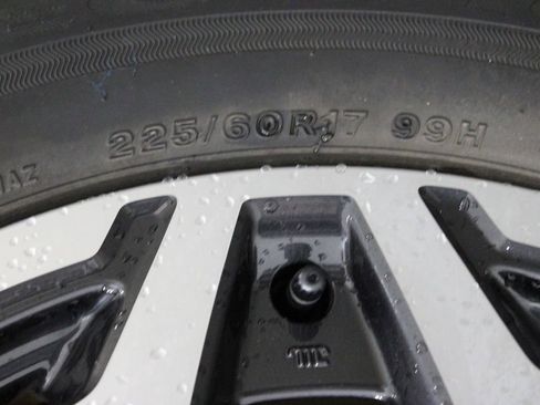 Used 2021 Subaru Forester Premium image 42