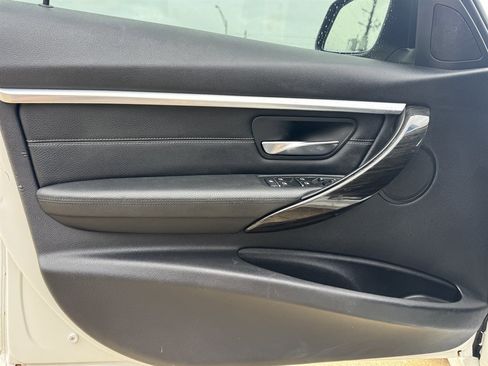 Used 2017 BMW 330i Sedan RWD image 12