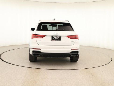 New 2025 Audi Q3 2.0T Premium image 5