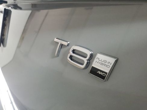 New 2026 Volvo XC90 T8 Ultra w/ Protection Package Premier AWD/4WD image 7