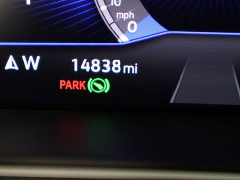 Used 2024 Volkswagen Tiguan S image 41