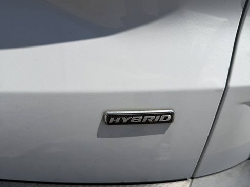 Used 2021 Ford Escape SE FWD image 23