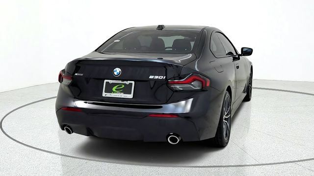 Used 2025 BMW 230i xDrive Coupe w/ Premium Package AWD/4WD image 8