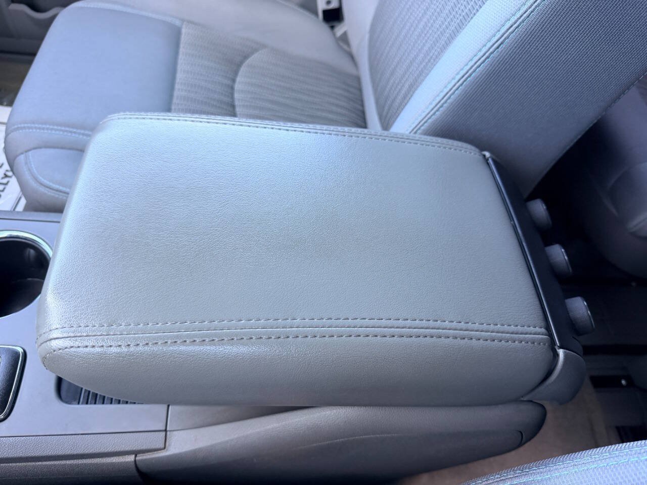 Used 2017 Chevrolet Traverse LS FWD image 48