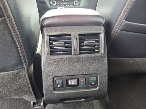 Used 2022 Mitsubishi Outlander SEL image 31