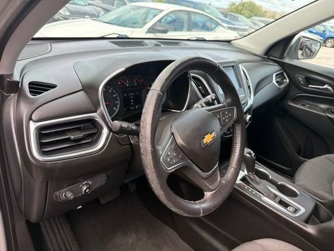 Used 2018 Chevrolet Equinox LT FWD image 15