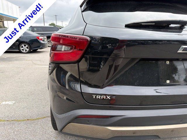 Used 2024 Chevrolet Trax ACTIV w/ Driver Confidence Package FWD image 15