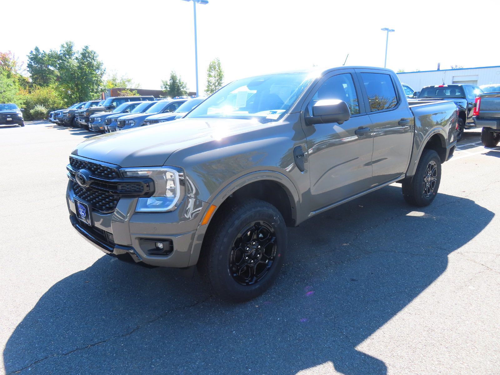 New 2026 Ford Ranger XLT w/ Equipment Group 301A High AWD/4WD image 3