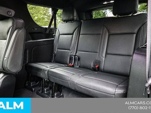 Used 2021 Chevrolet Suburban Z71 w/ Rear Media and Nav Package AWD/4WD image 19
