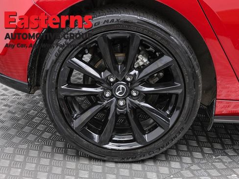 Used 2024 MAZDA MAZDA3 s FWD image 31