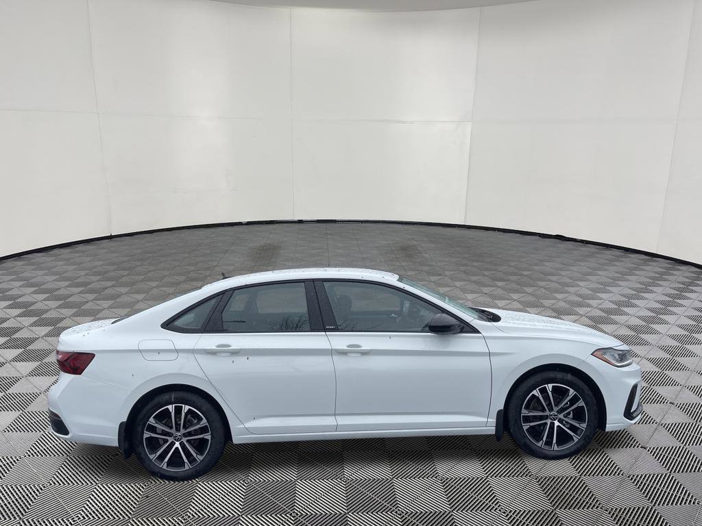 New 2026 Volkswagen Jetta Sport FWD image 2