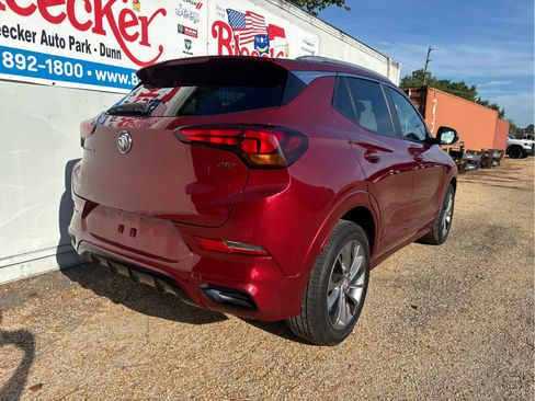 Used 2022 Buick Encore GX Select w/ Sport Touring Package FWD image 3