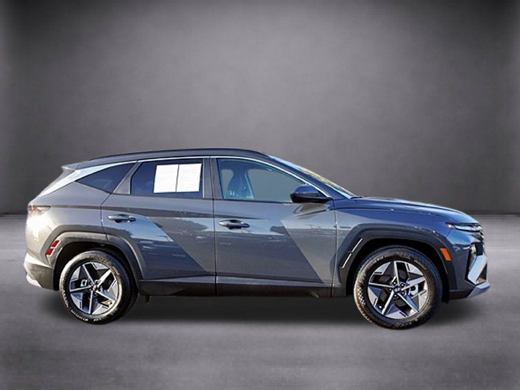 Certified 2026 Hyundai Tucson SEL Plus FWD image 3