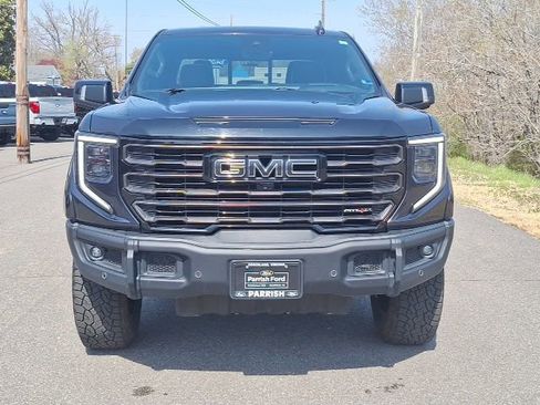 Used 2023 GMC Sierra 1500 AT4X image 8