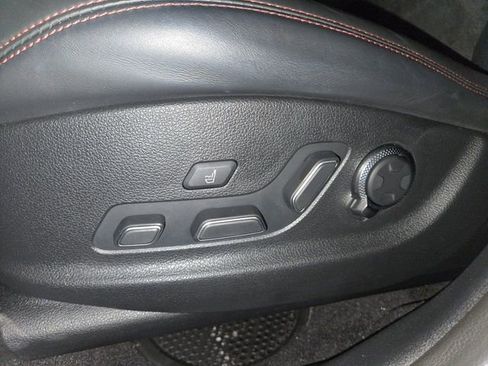 Used 2022 Genesis GV70 3.5T Sport w/ Sport Prestige Package image 12