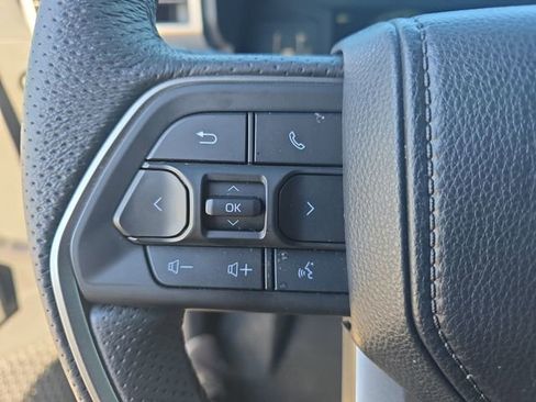 Used 2025 Toyota Tacoma SR5 image 15