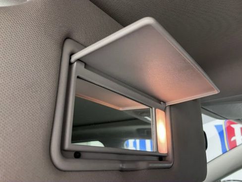 Used 2018 Nissan Murano Platinum image 37