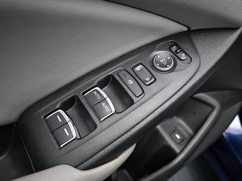 Used 2018 Honda Accord LX image 11