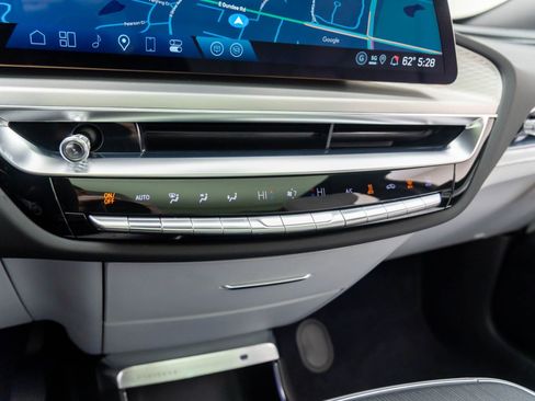 New 2026 Cadillac Lyriq Sport image 24