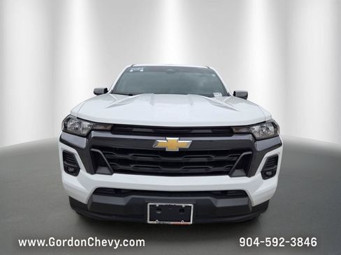 Certified 2024 Chevrolet Colorado LT w/ LT Convenience Package AWD/4WD image 9