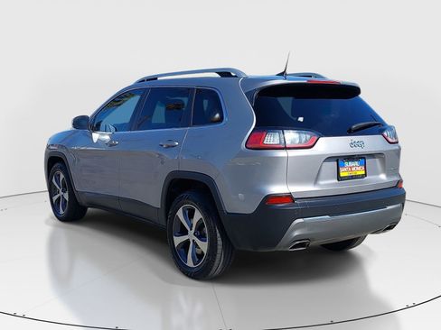 Used 2019 Jeep Cherokee Limited FWD image 5