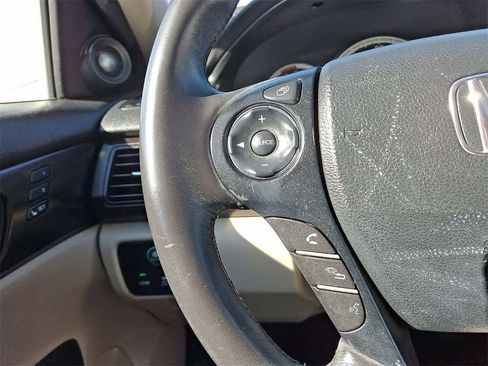 Used 2015 Honda Accord EX-L image 17