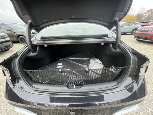 New 2025 Hyundai Sonata Limited image 19