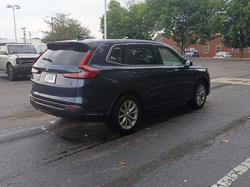 Used 2025 Honda CR-V EX-L image 3
