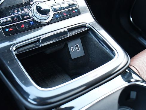 Used 2022 Lincoln Nautilus Reserve w/ Equipment Group 201A image 32